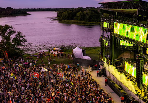 Expert Tips for Navigating Through the Crowded Food Festivals in Orlando, Florida